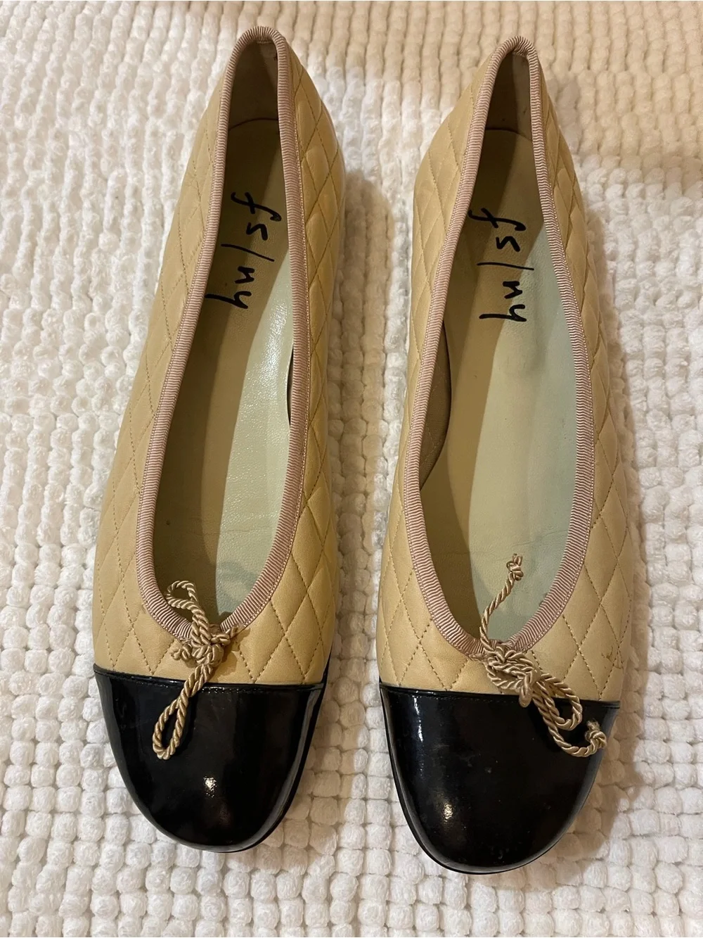 Quilted Two-Tone Ballet Flats in Beige and Black
